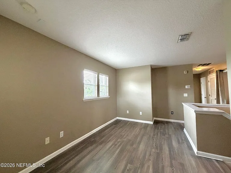 104 Crete Ct — Photo 18
