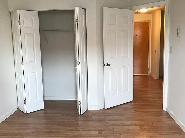 24 Park St #3E — Photo 8