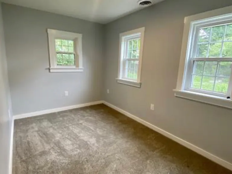 22 Helen Ave #2 — Photo 5