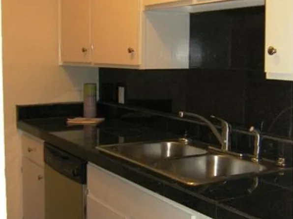 1509 W 39th 1/2 St #104, Austin, TX 78756