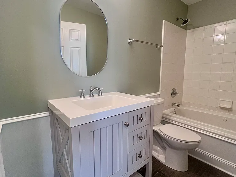 220 S Cedar St — Photo 17