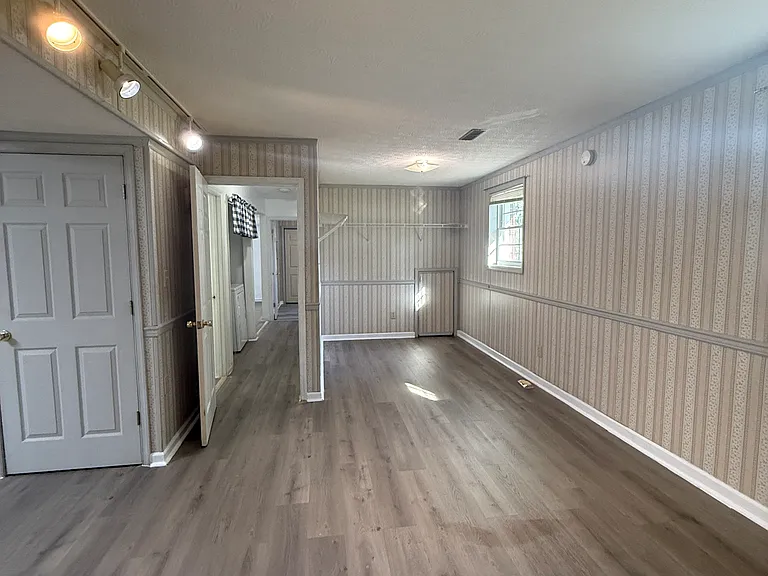 6352 W Donnagail Dr — Photo 9