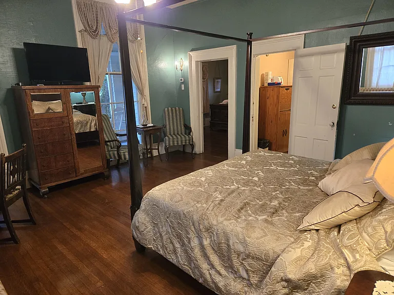 2302 Esplanade Ave #A — Photo 7