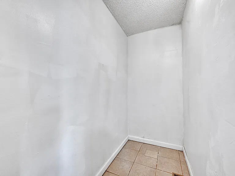 805 29th St SW — Photo 28