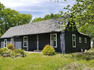 800 N Neal St, Commerce, TX 75428