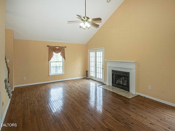 4th image of 8025 Middlebrook Pike