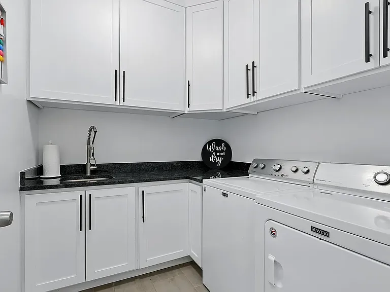 608 Southern Blvd SW — Photo 4