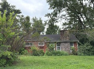 313 W South Ave, Belton, MO 64012