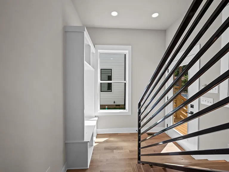 2525 W Heiman St #2525 — Photo 15