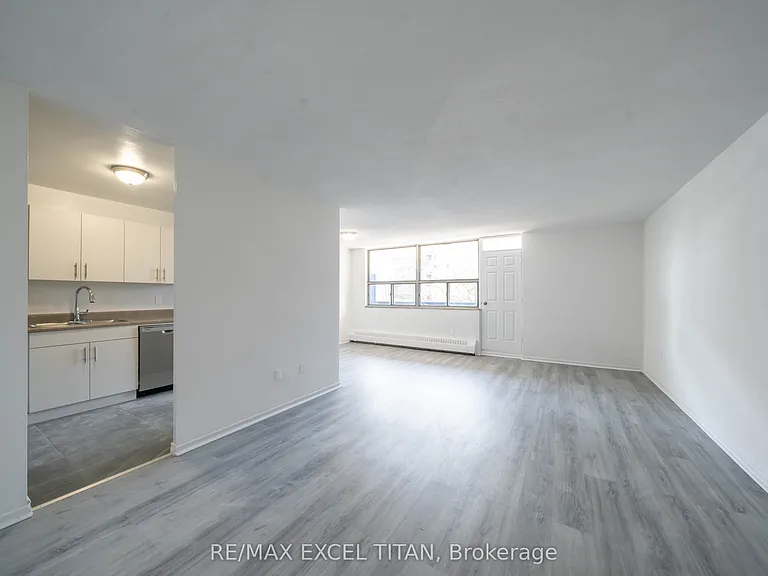 5 Glamorgan Ave #301 — Photo 7
