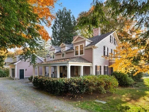 1361 Massachusetts Ave, Lexington, MA 02420