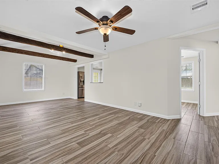 12814 Royce Ln — Photo 4