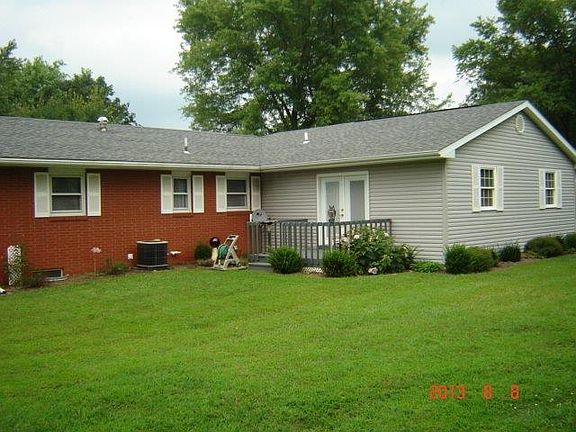 3rd image of 137 Chester Dr NE