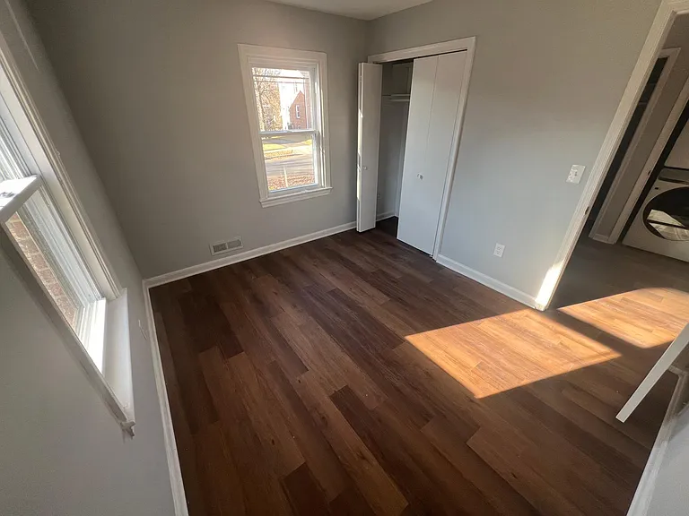3516 Longfellow St #1 — Photo 10