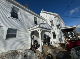 18 Middle St, Newport, NH 03773