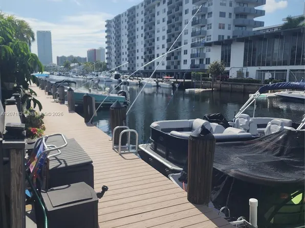 3600 NE 167th St #19, North Miami Beach, FL 33160
