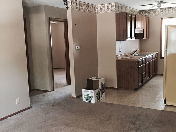 3rd image of 1132 2nd St