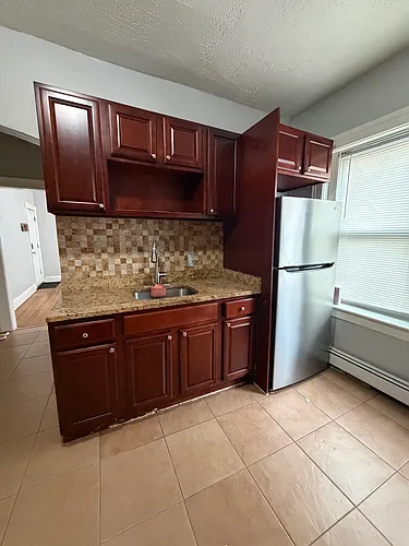 40 Dewey St #1S Photo 1