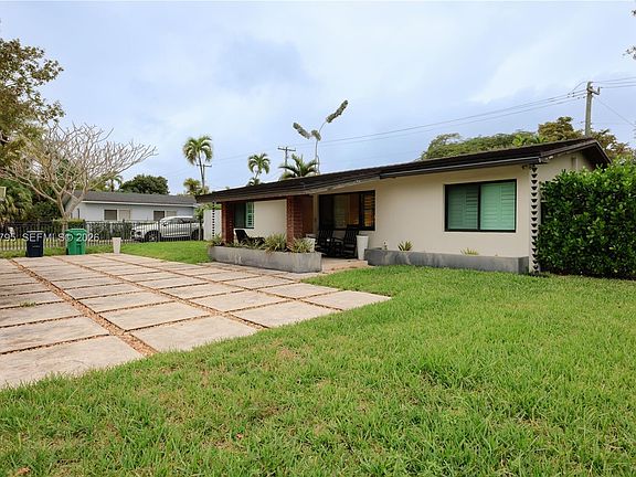 2nd image of 6201 SW 36th St