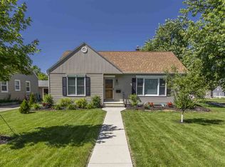 225 Terrace Dr, Waterloo, IA 50702