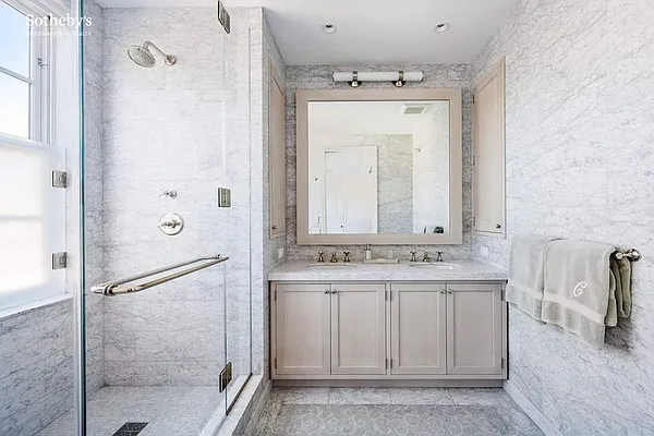 Sold by Sotheby's International Realty | media 28