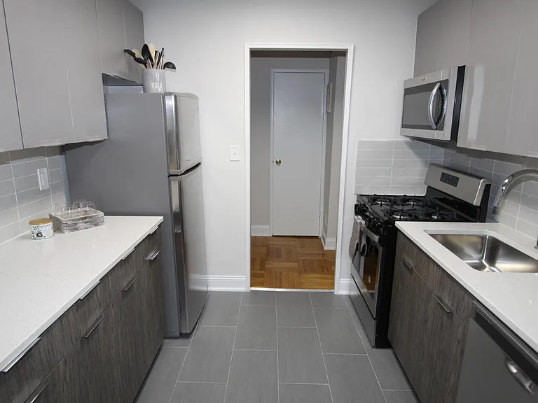 Franklin Hill — Photo 12