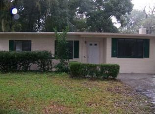 805 Cypress Ave N, Green Cove Springs, FL 32043