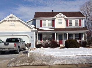 870 Franklin Ave, South Elgin, IL 60177