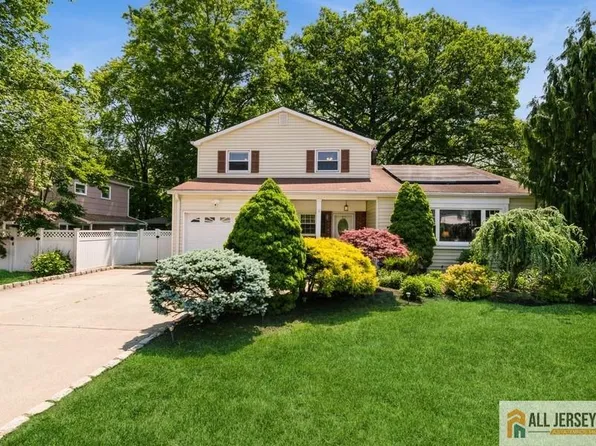34 Arvin Rd, Old Bridge, NJ 08857