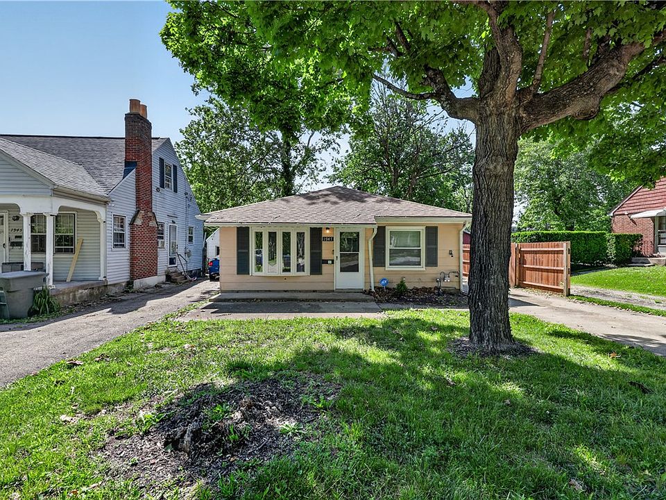 1st image of 1947 Parkhill Dr