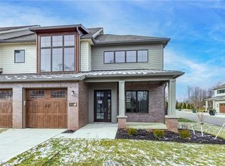 2520 Edgewood Trce, Cleveland, OH