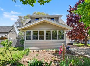 422 Pine St, Belding, MI 48809