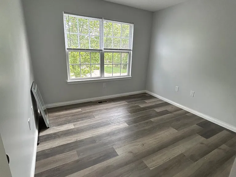 6602 Watson Ln — Photo 6