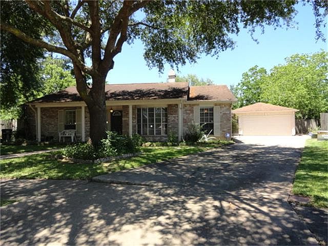 1st image of 2902 Mission Valley Dr