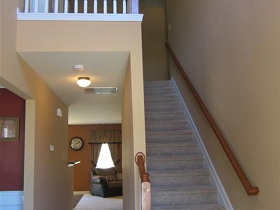 4th image of 305 Bellarine Dr