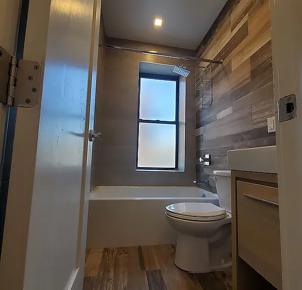 3420 Newkirk Ave #4R — Photo 8