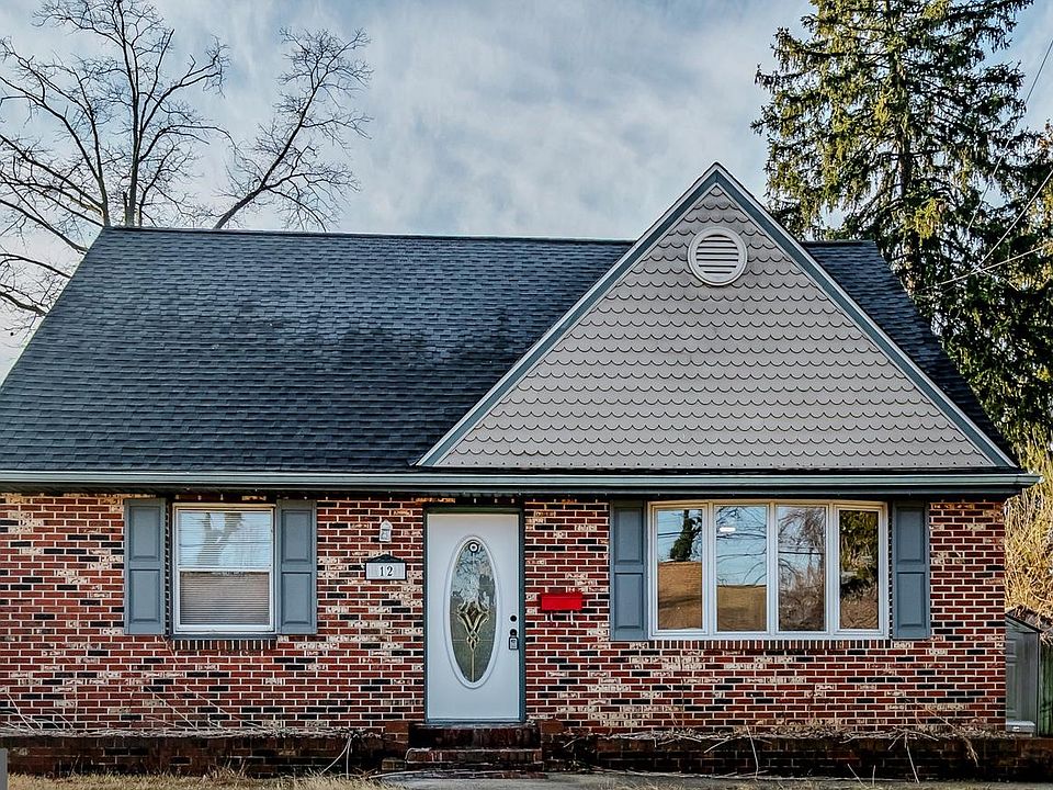 1st image of 12 Overbrook Ave