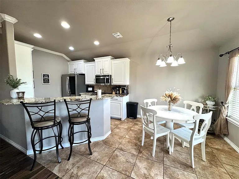 374 Miss Ellie Ln — Photo 14