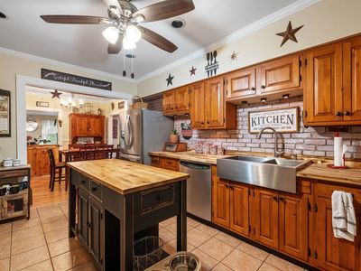 261 Elm Street, Claremont, NH, 03743