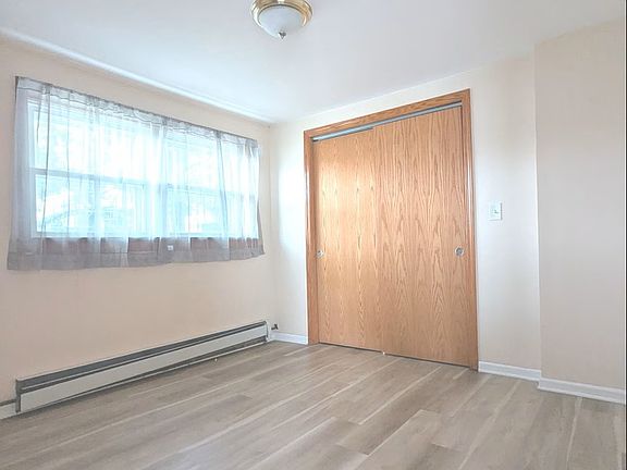 3rd image of 5802 S Archer Ave #2
