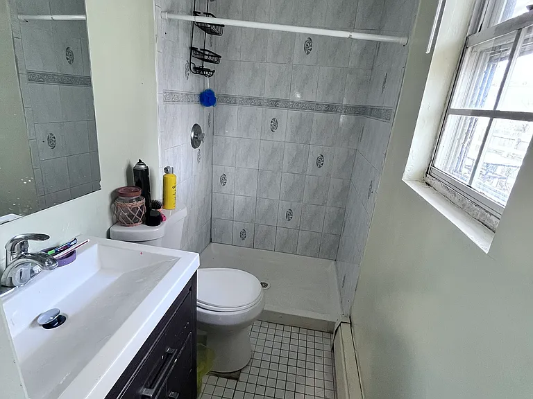 15 Tyne Rd #1 — Photo 5