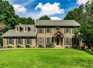 324 Hourglass Ln, Baldwinsville, NY 13027