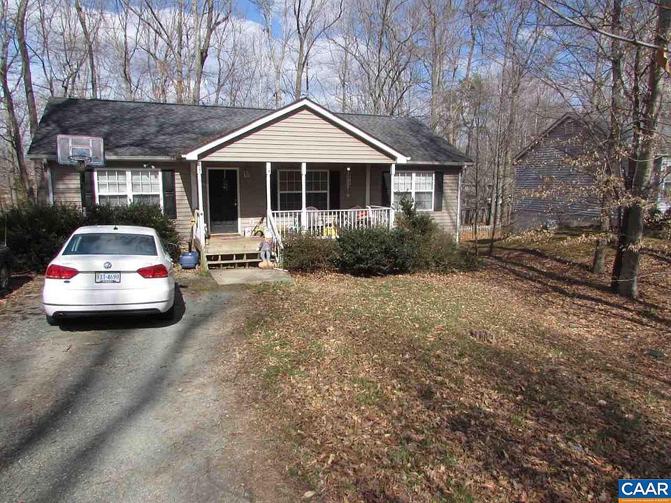 1st image of 877 Jefferson Dr