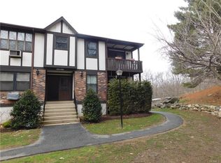 762 Sierra Vista Ln, Valley Cottage, NY 10989