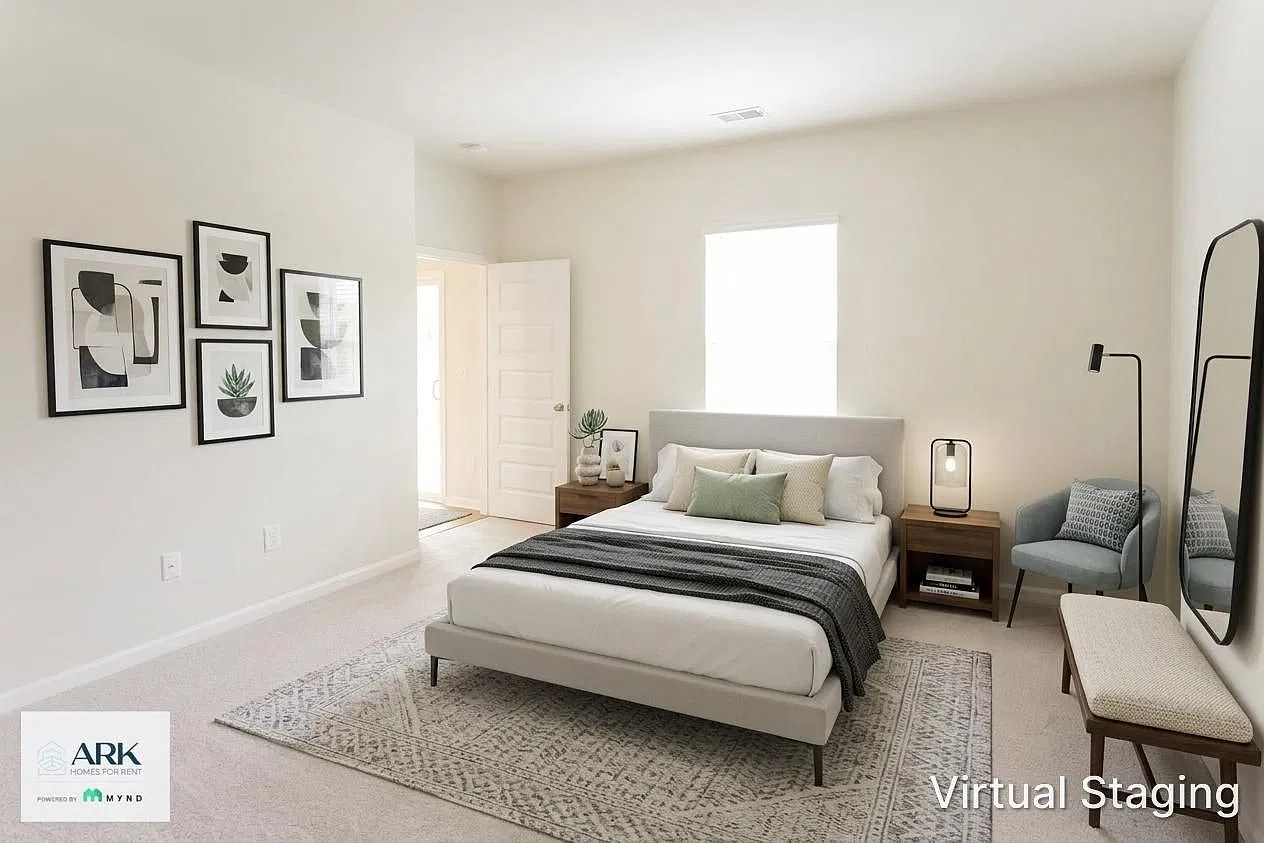 5 bed, 2.5 bath, 2343 sqft, $2,115 — Photo 3