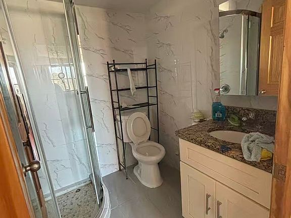3rd image of 3100 Tyson Ave Floor 2