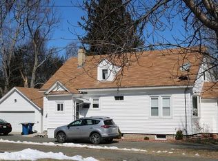 91 Woodmont St, West Springfield, MA 01089
