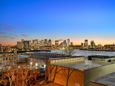 301 Border St #509, Boston, MA, 02128