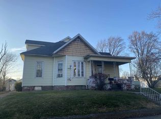 712 S Bluff St, Monticello, IN 47960
