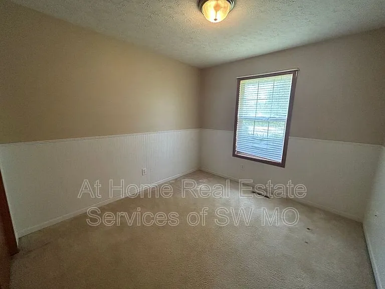 125 Deer Run — Photo 11